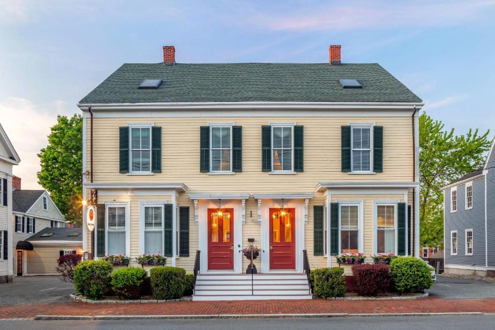 Essex Street Inn & Suites, an Ascend Collection Hotel